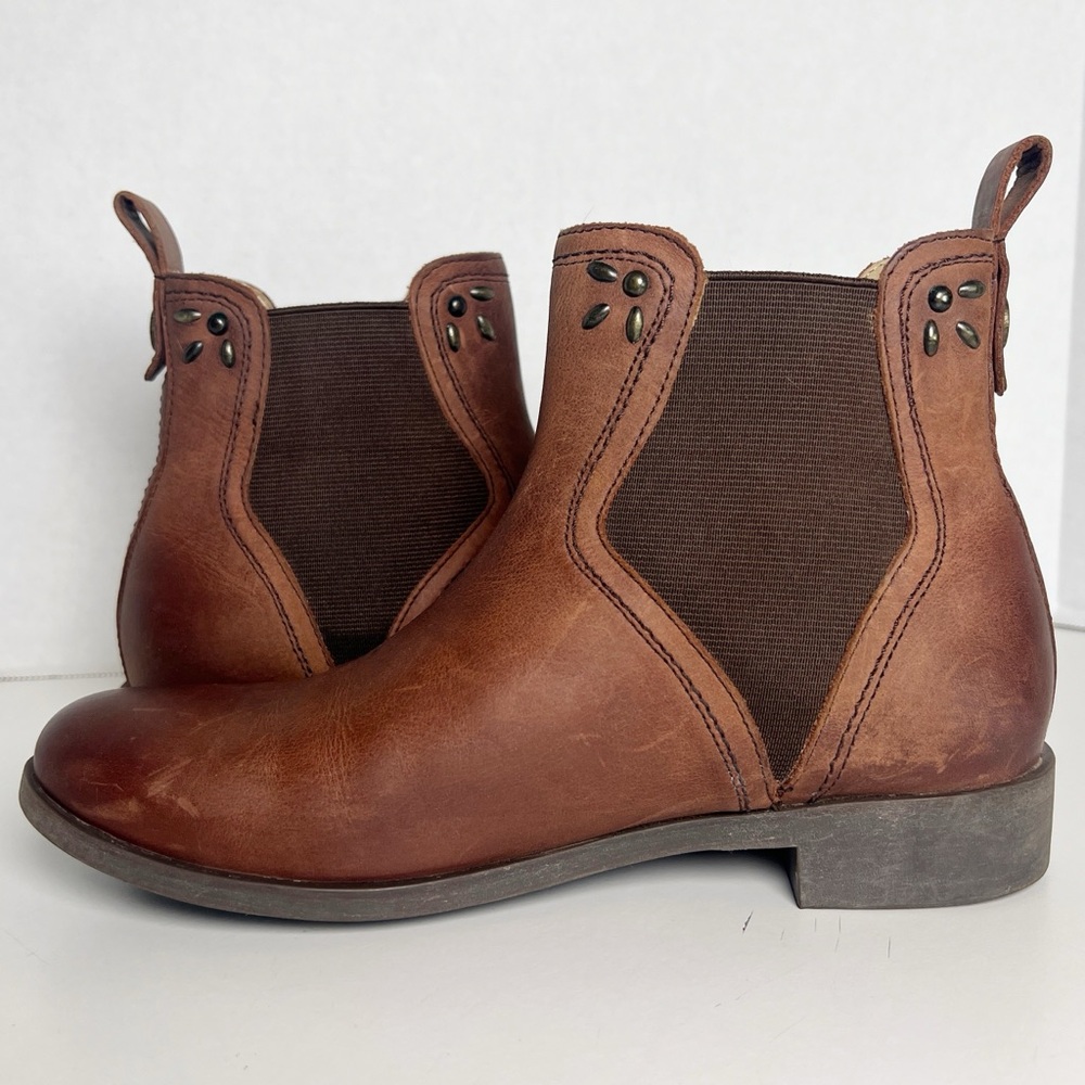 •OLUKAI•‎ Kualona Round Toe Pull On Ankle Boot in Friar Brown Leather Size 6.5 - Picture 6 of 12